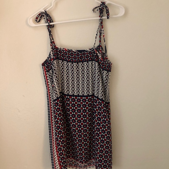 Modern style  forever21 dress - Picture 1 of 3